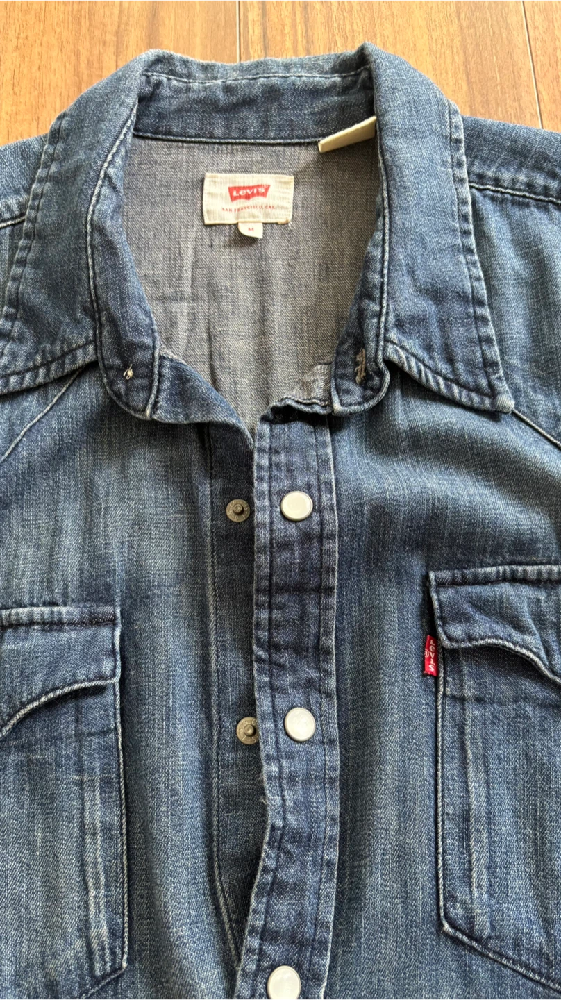 Levi's Men's Denim Shirt Size M - photo 2