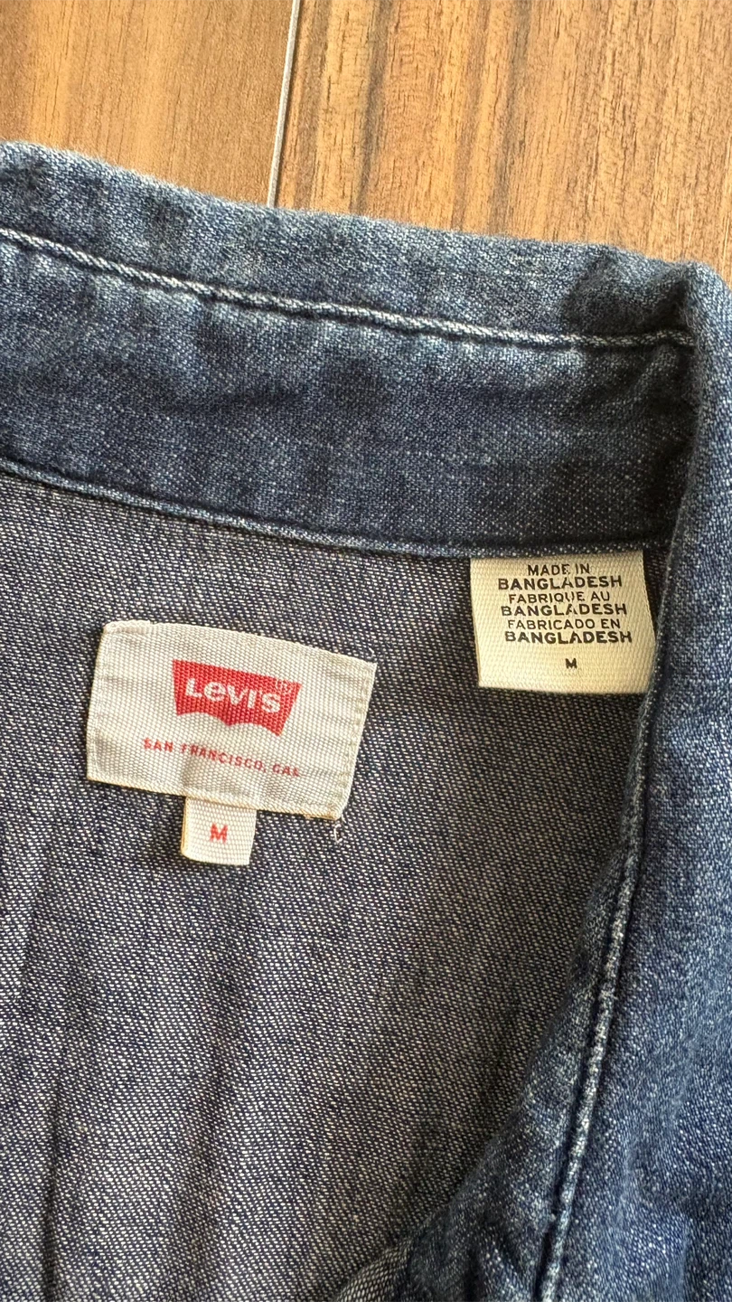 Levi's Men's Denim Shirt Size M - photo 3