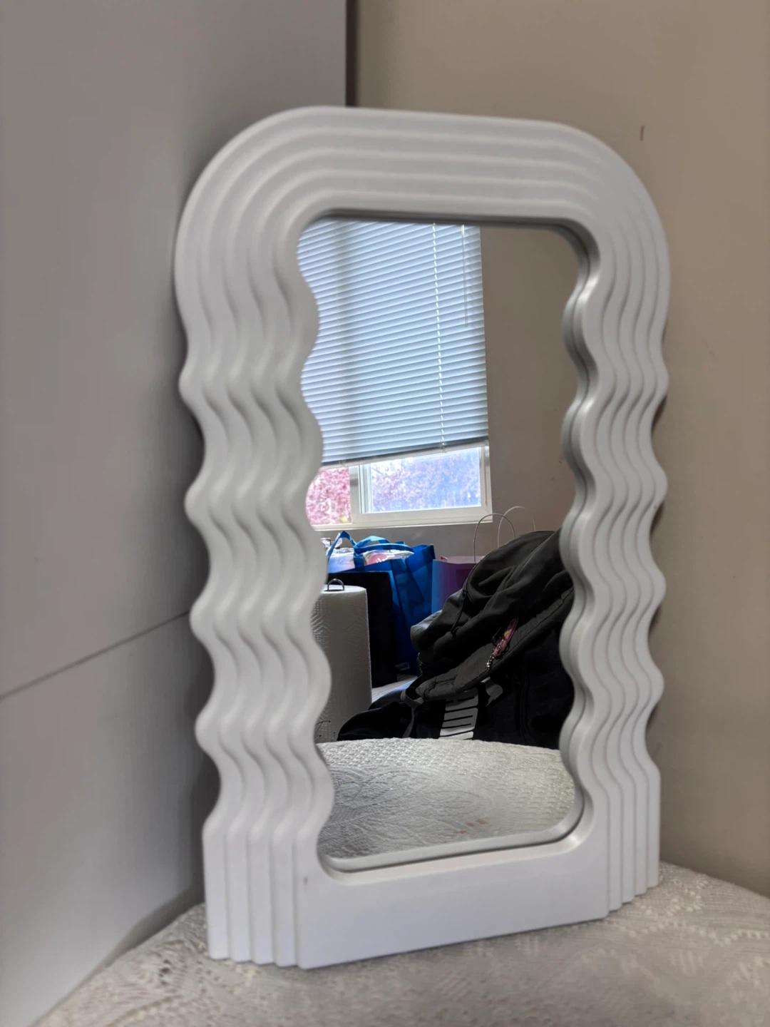 White wavy decorative mirror - photo 2