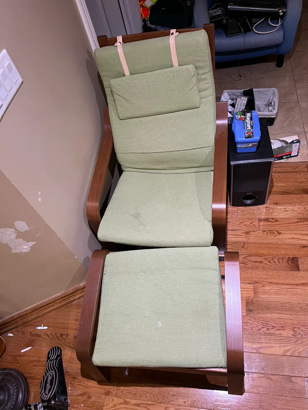 IKEA POÄNG Armchair with Matching Footstool - photo 4