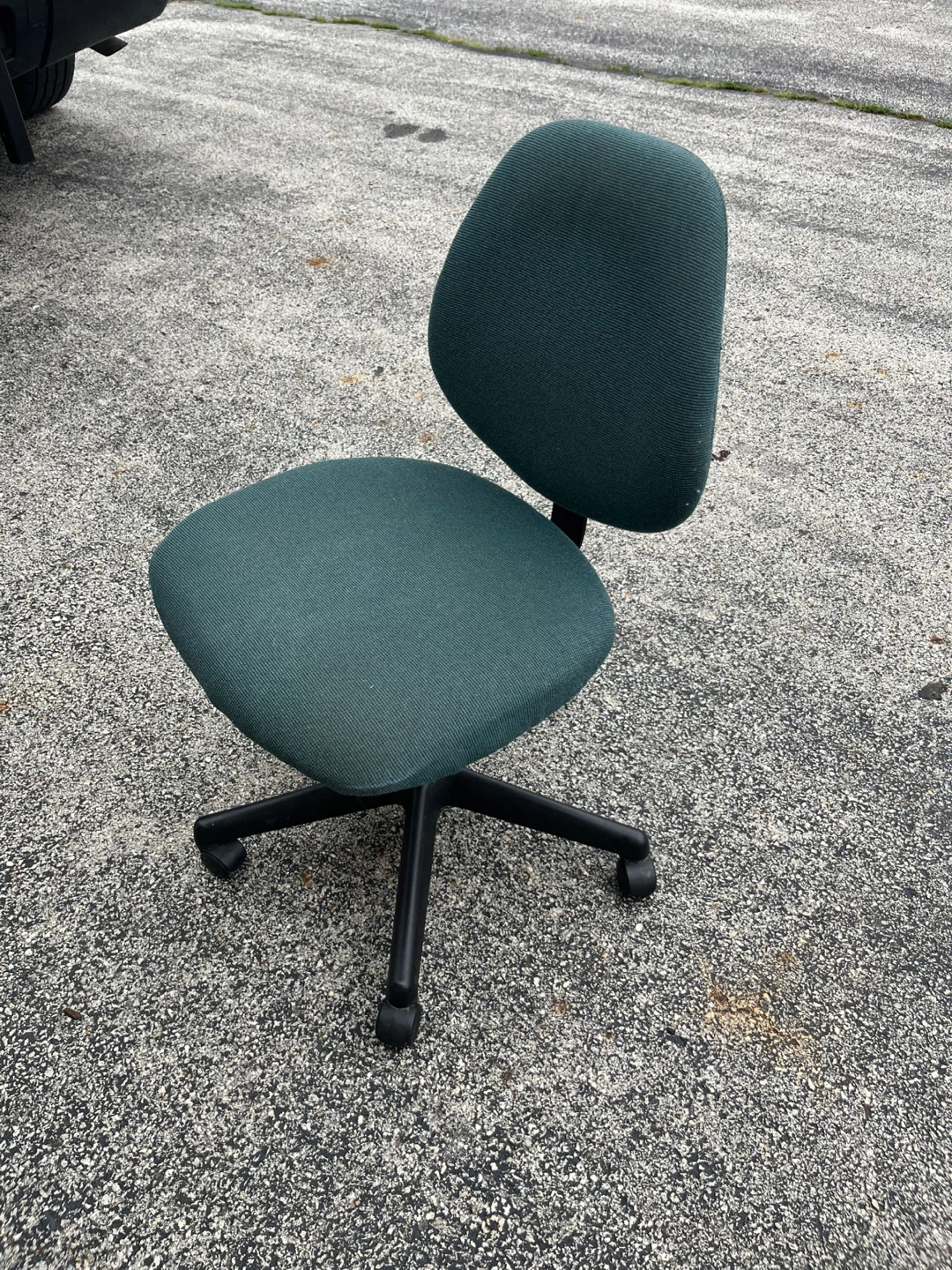 Desk Chair - FREE - photo 2