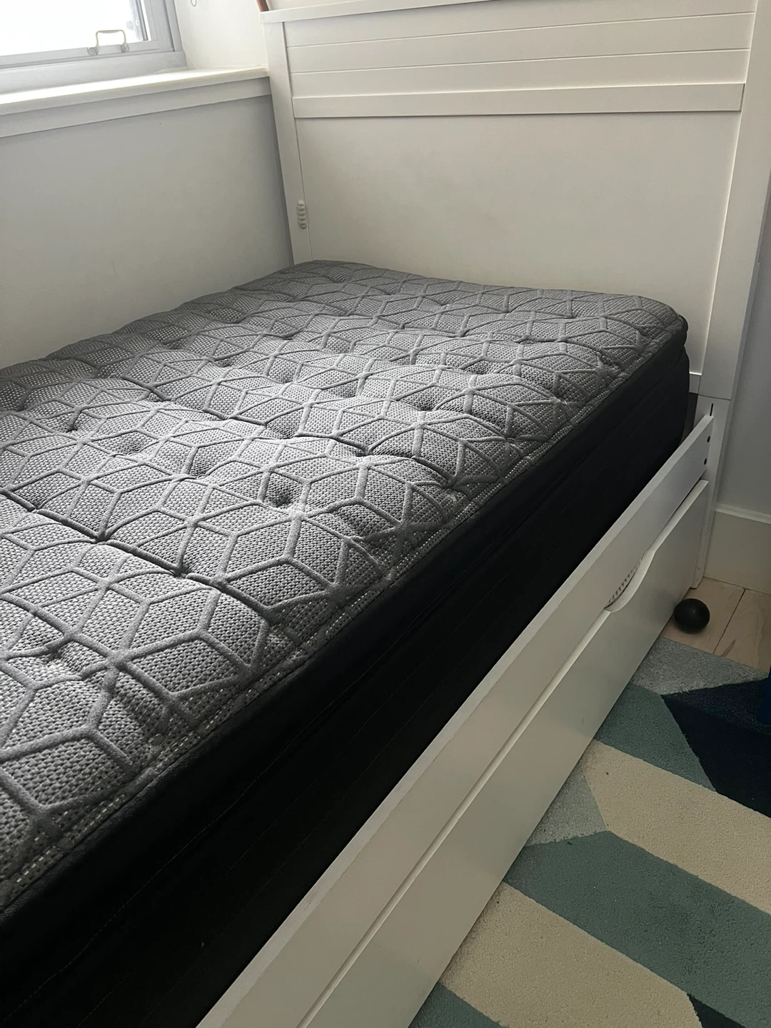 Twin bed with trundle. Sealy Performance Posturepedic Mattress - photo 2