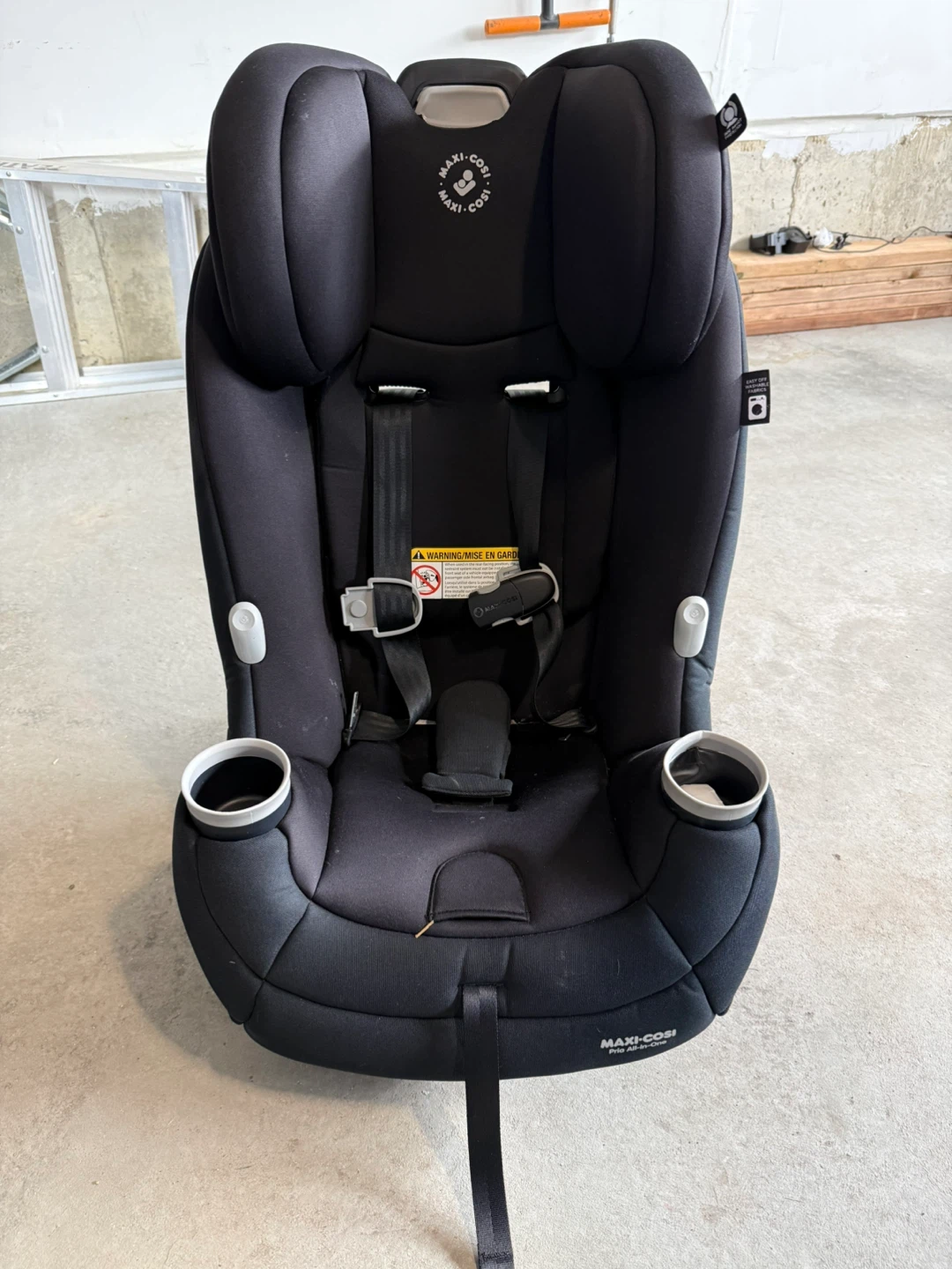 Maxi-Cosi Pria All-in-One Convertible Car Seat - Black