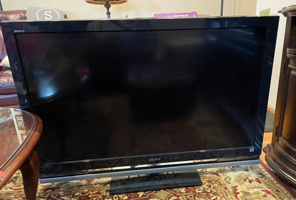 SONY TV. 46”. No Remote - photo 2