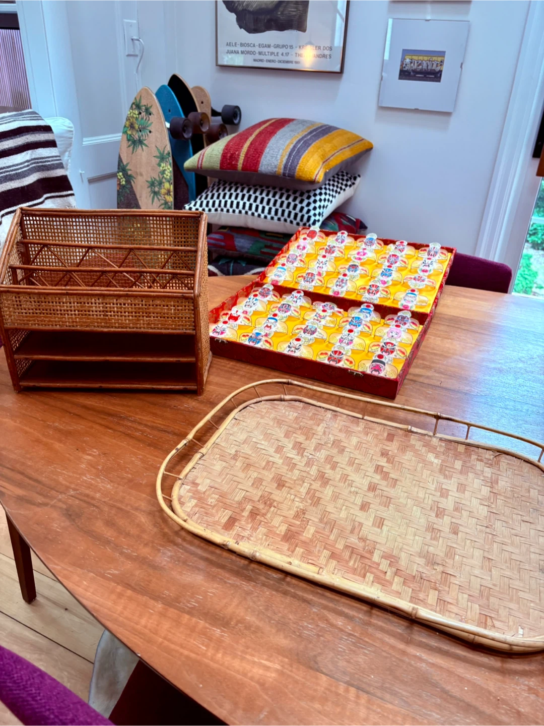 Vintage Rattan Desk Organizer and Peking Opera Mask Set - photo 5