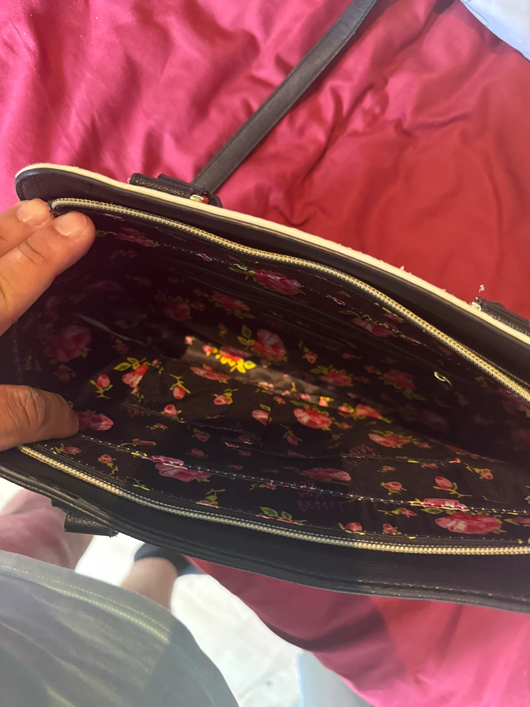 Betsey Johnson Satchel Bag - photo 3