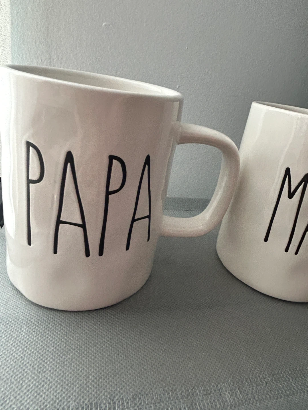 Rae Dunn Mama and Papa Mugs Set - photo 3