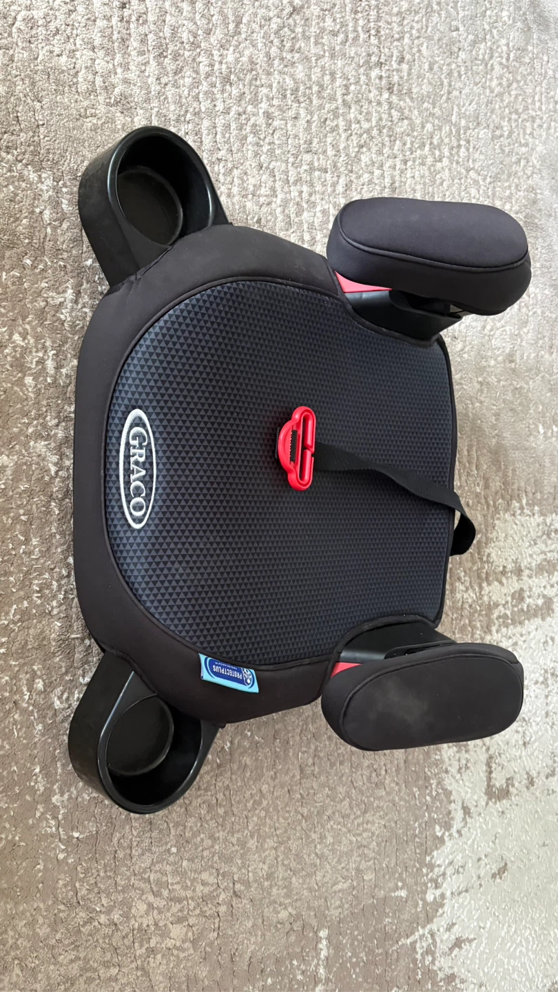 Graco Booster Seat - photo 2