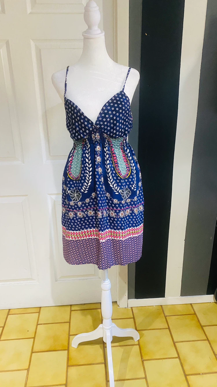 Aqua by Bloomingdales size large