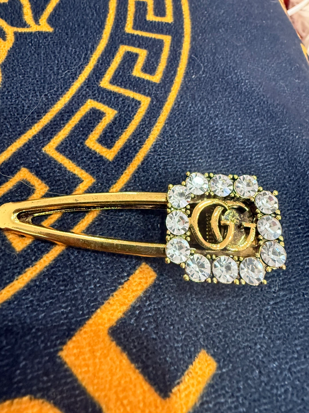 Gucci Hair Clip with Crystals - photo 3