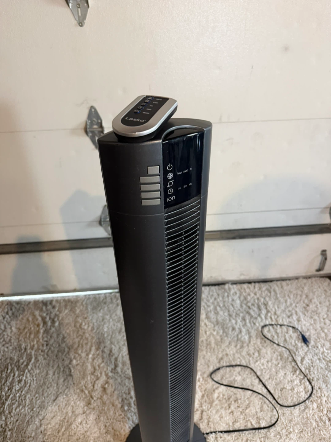Black fan - photo 3
