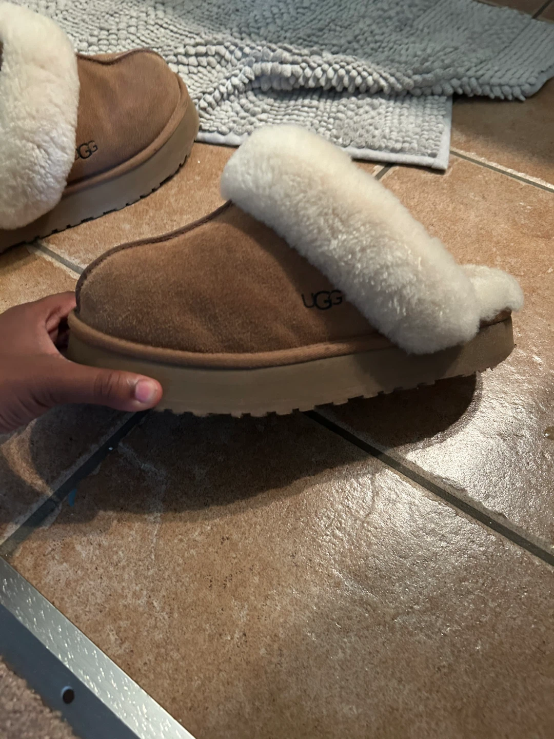 UGG Brown Suede Shearling Lined Slippers - photo 2