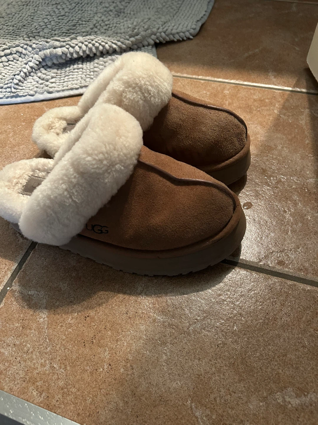 UGG Brown Suede Shearling Lined Slippers - photo 3
