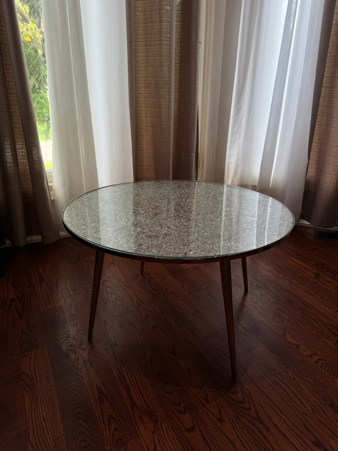 Modern Round Coffee Table – Textured Glass Top