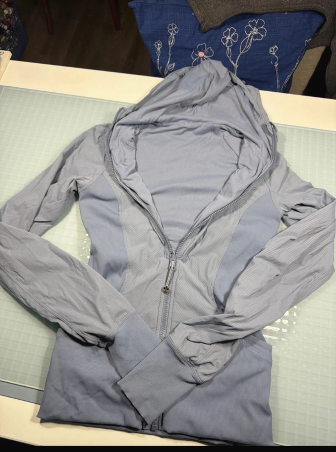 Lululemon Hooded Zip-Up reversible dance studio Jacket
