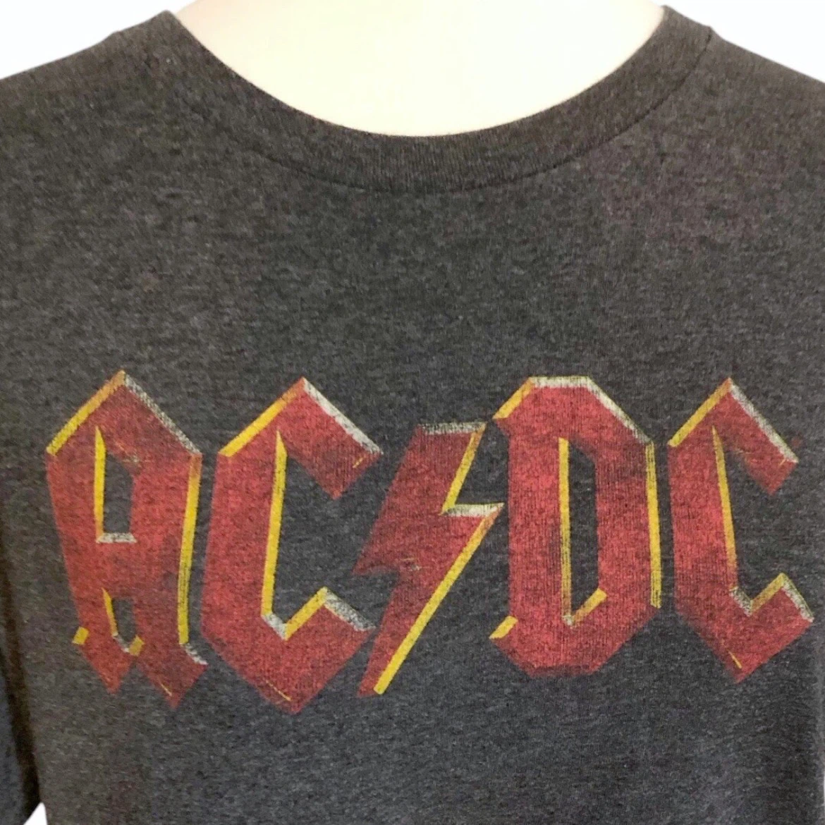 AC/DC Short Sleeve T-Shirt Gray Faded Logo Size Medium (Unisex) - photo 3