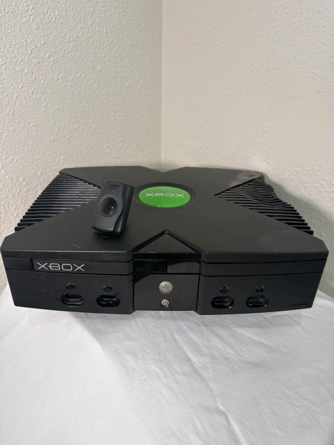 For parts. Original Xbox Console with DVD Remote