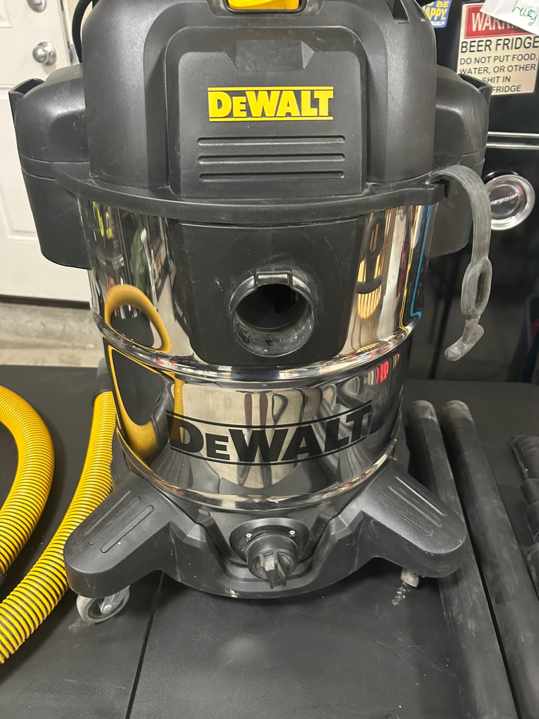 DEWALT Stainless Steel Wet/Dry Vacuum 10Gal - photo 3
