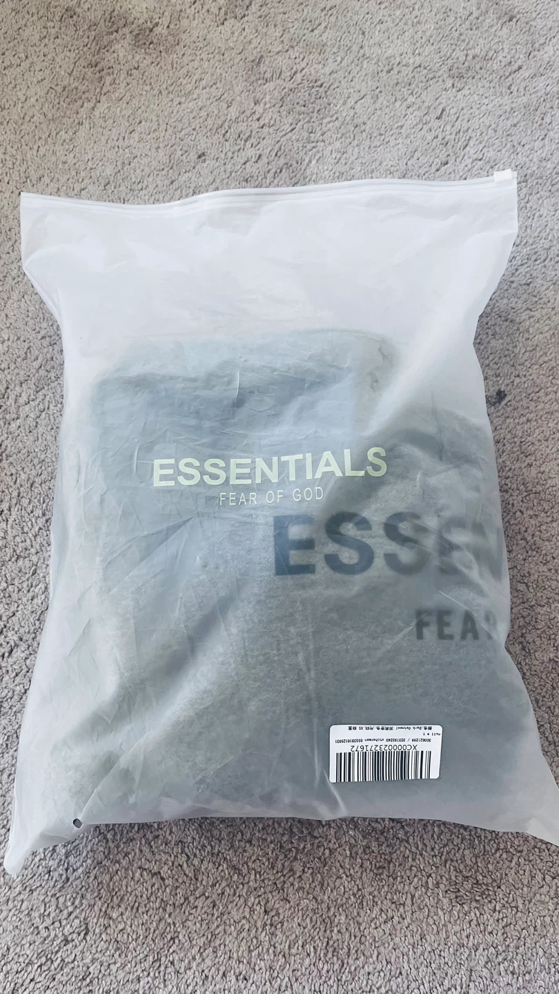 FEAR OF GOD ESSENTIALS - photo 2