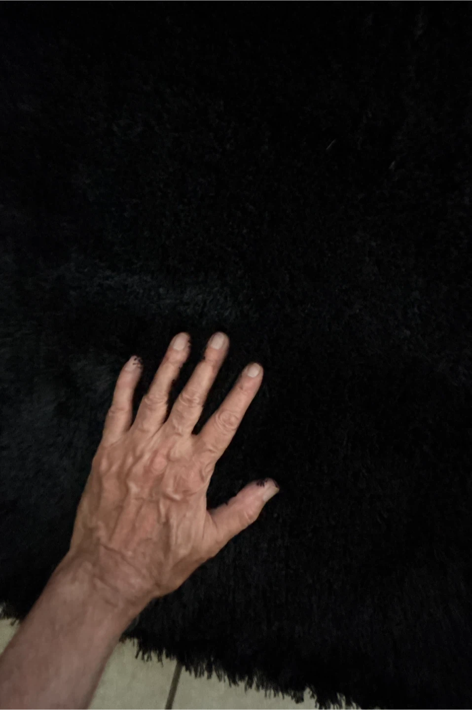 Beautiful Black Shaggy Rug (6.6' x 9.5' ft) Made in Turkey