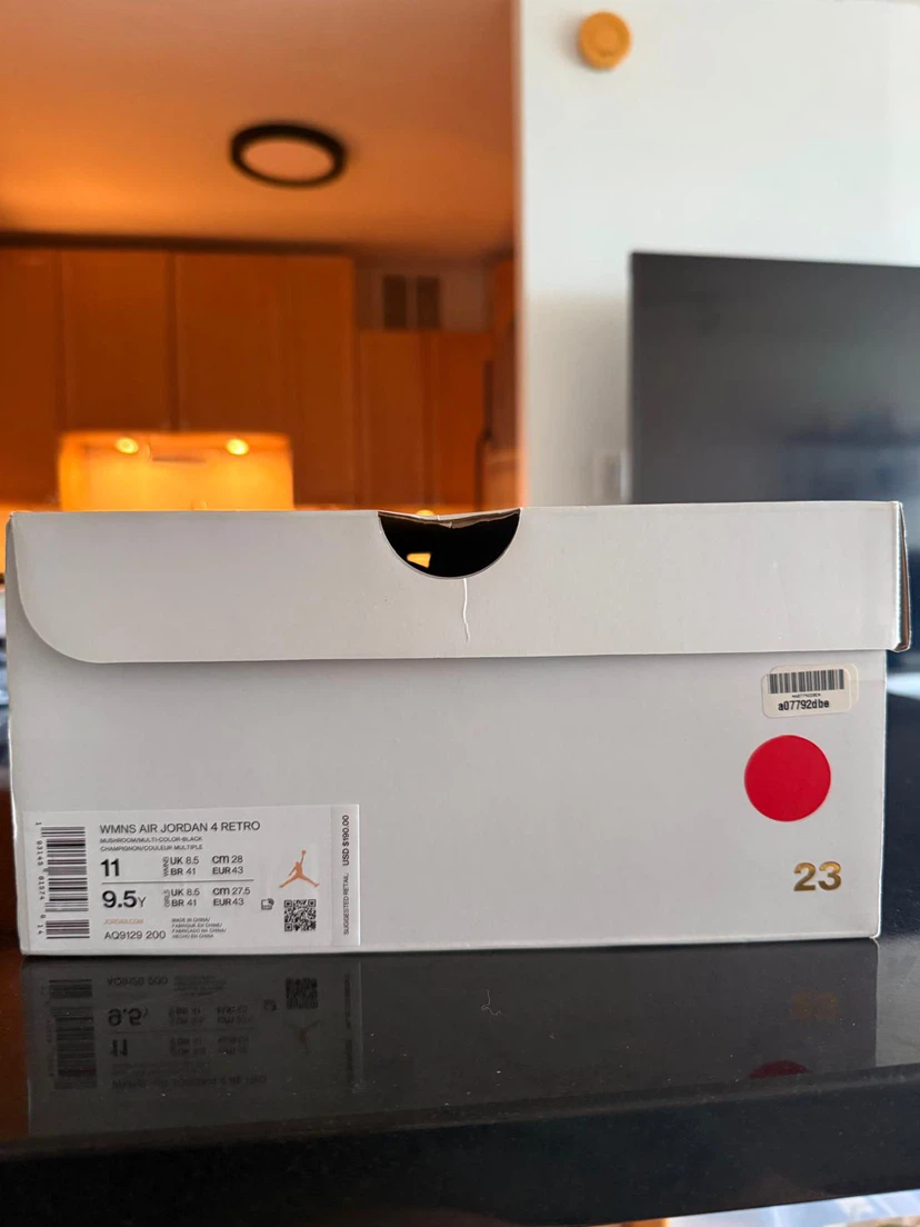 Women's Air Jordan 4 Retro SE 'Craft' Shoes - photo 3