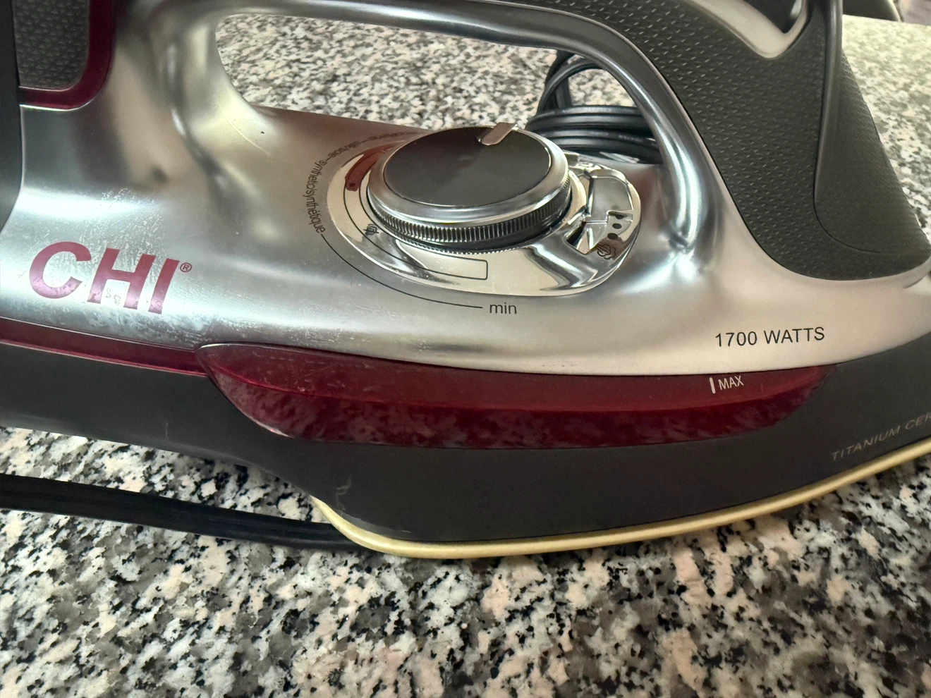 CHI Titanium Ceramic Steam Iron