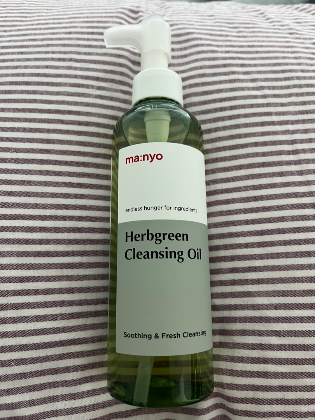 Manyo Herbgreen Cleansing Oil 200ml (New) - photo 2