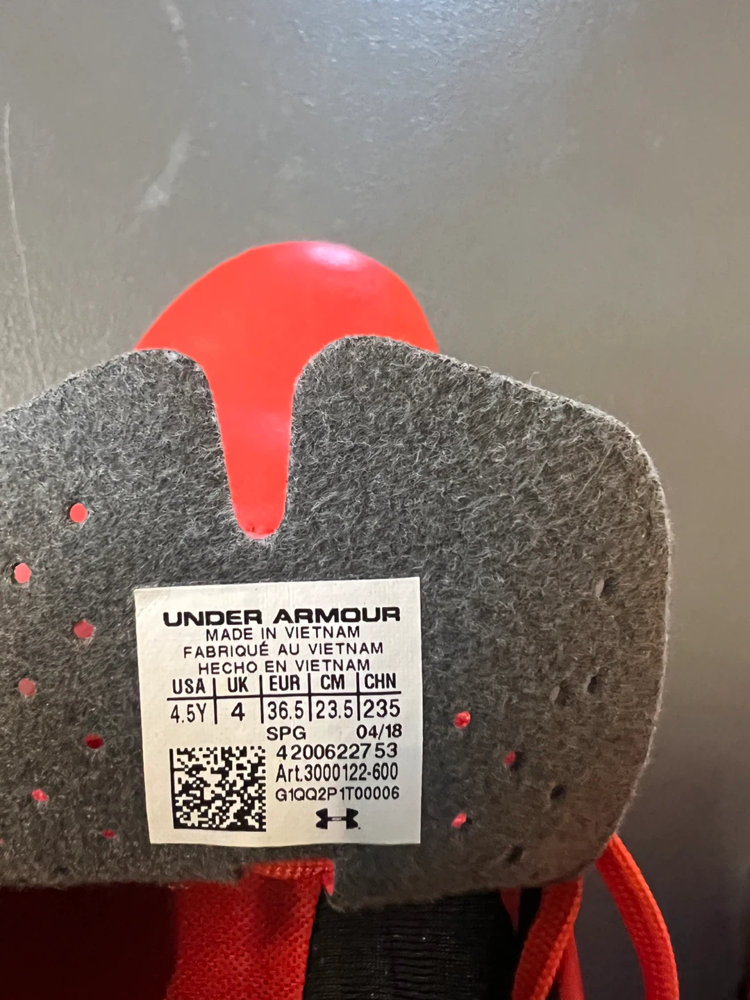 Under Armour Red Soccer Cleats Size 4.5Y - photo 5