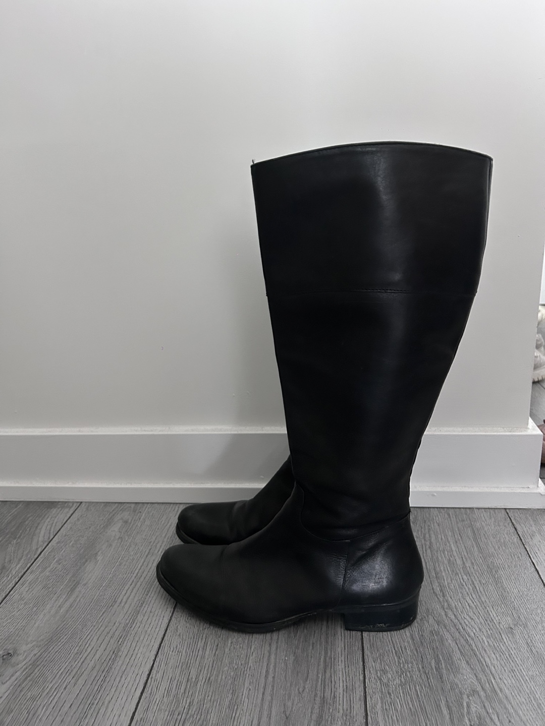 Black Knee-High Boots - photo 2
