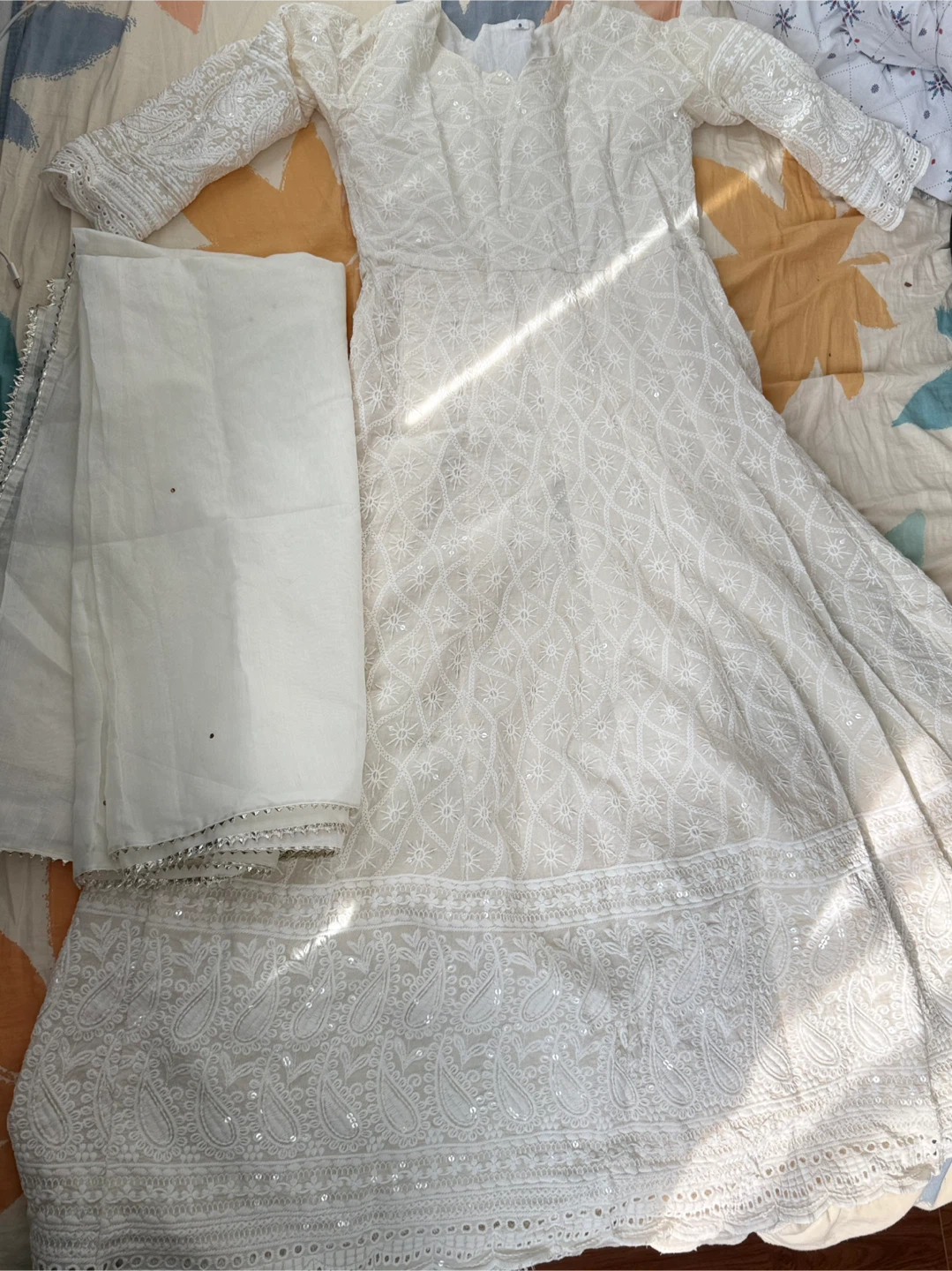 White Embroidered Anarkali Suit with Dupatta - photo 2