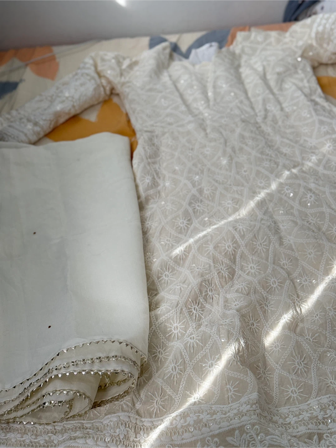 White Embroidered Anarkali Suit with Dupatta - photo 4
