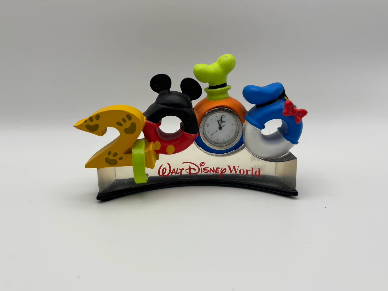 Walt Disney World Millennium Celebration 2000 Fab 4 Clock