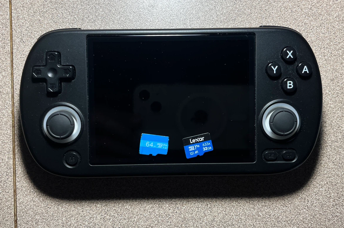 Anbernic RG40XXH retro emulation handheld