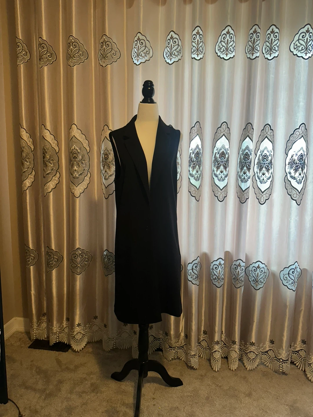 Black Sleeveless Blazer Vest