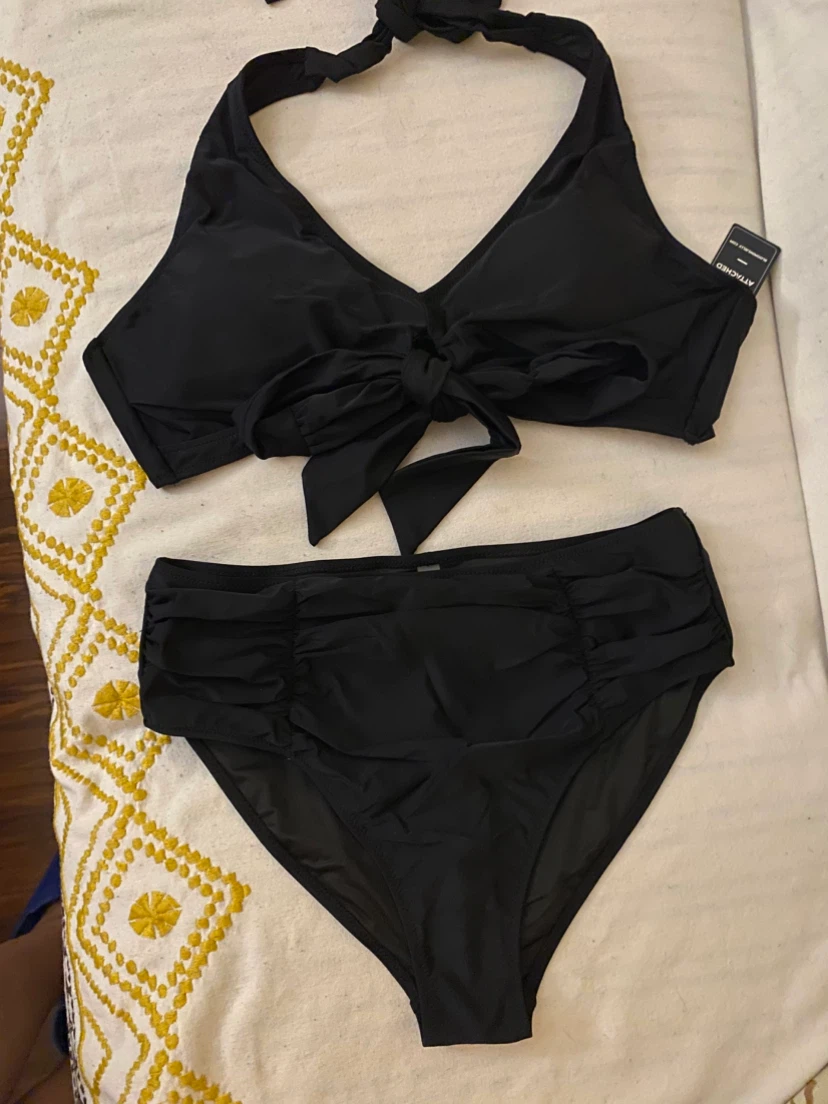 Blooming Jelly Black Halter Bikini