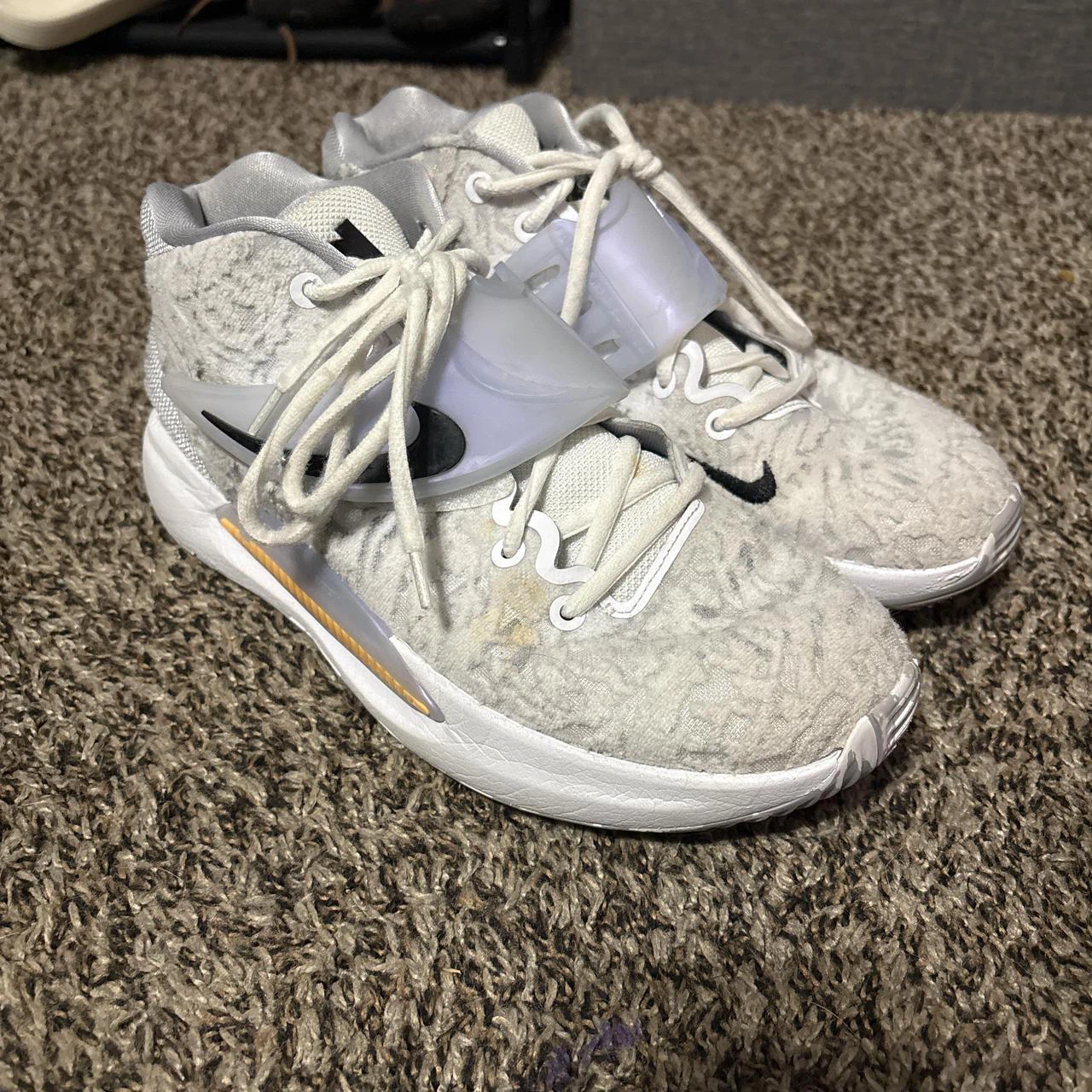 Basketball Shoes