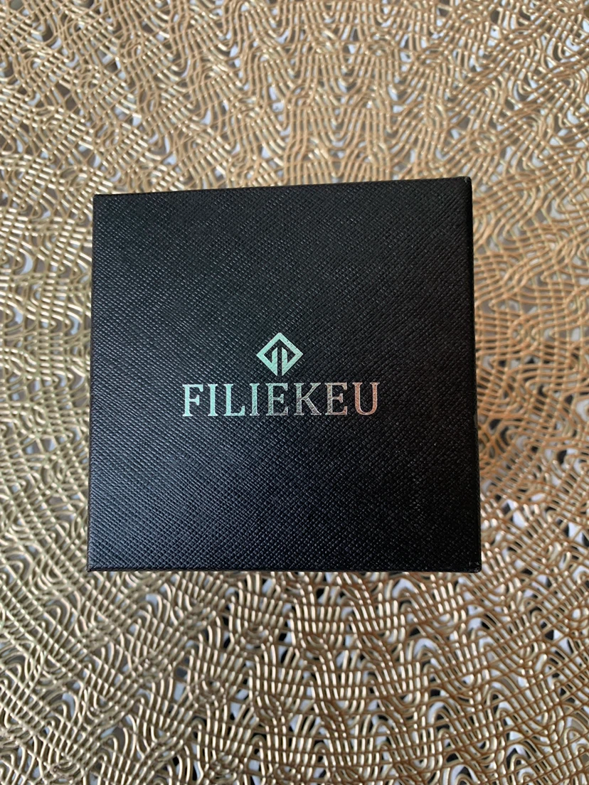FILIEKEU Water Resistant Watch - photo 2