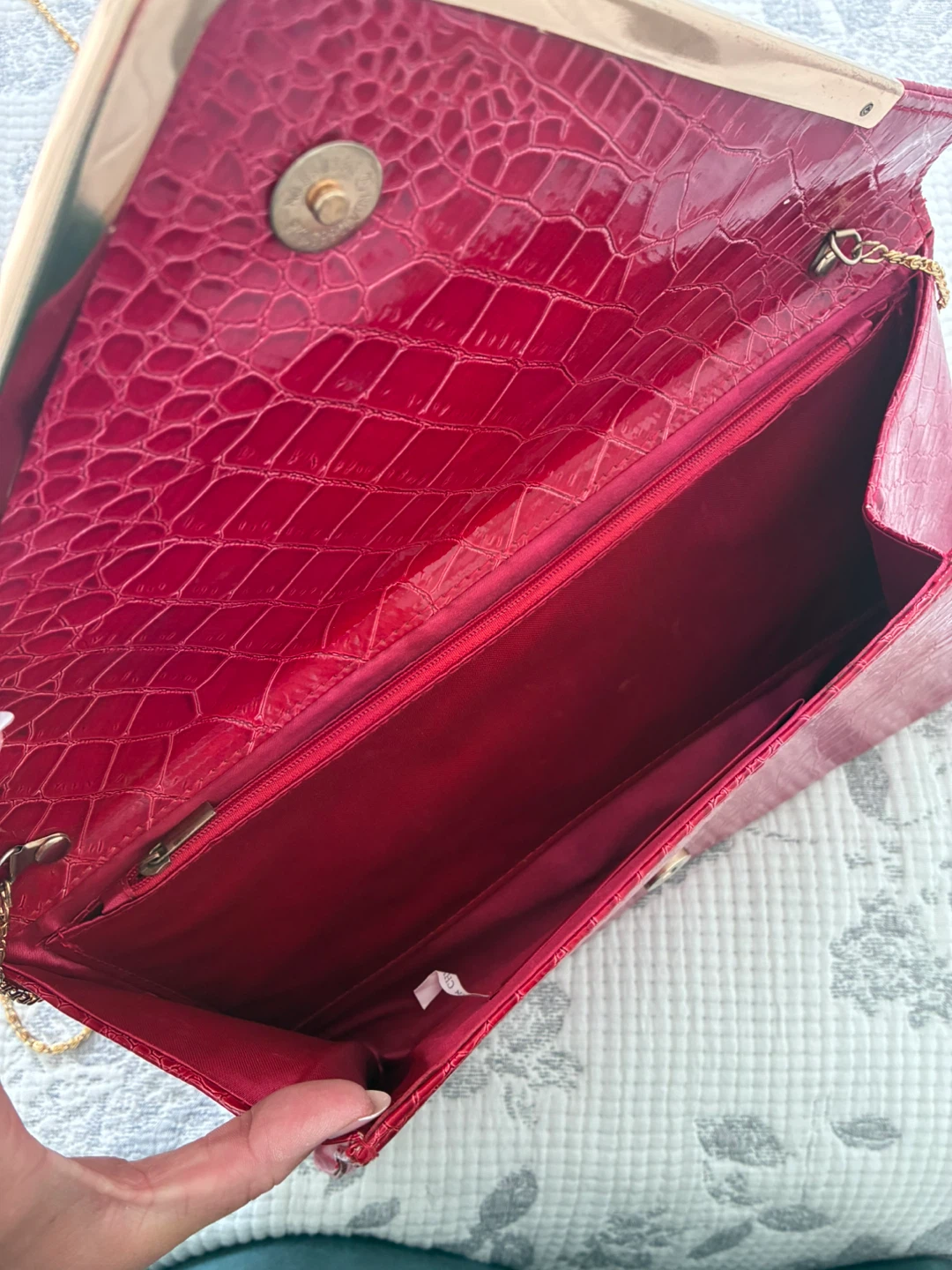 Red Faux Croc Clutch with Gold Chain - photo 3