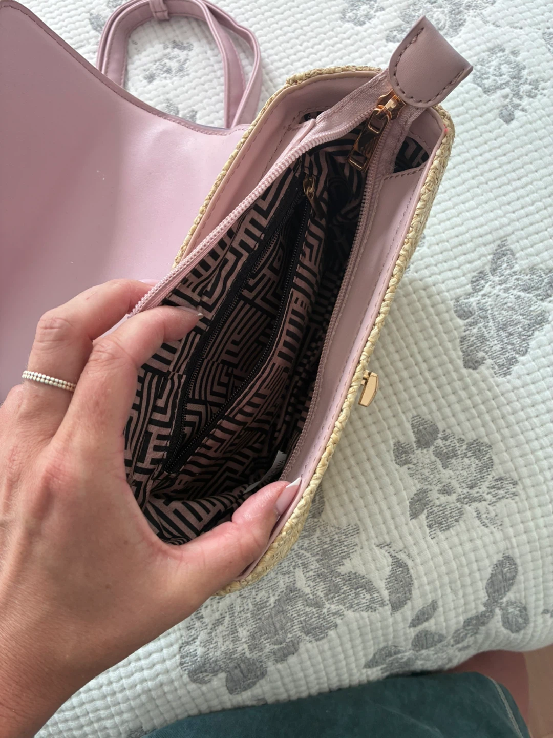 Beach Crossbody Bag - Pink - photo 2