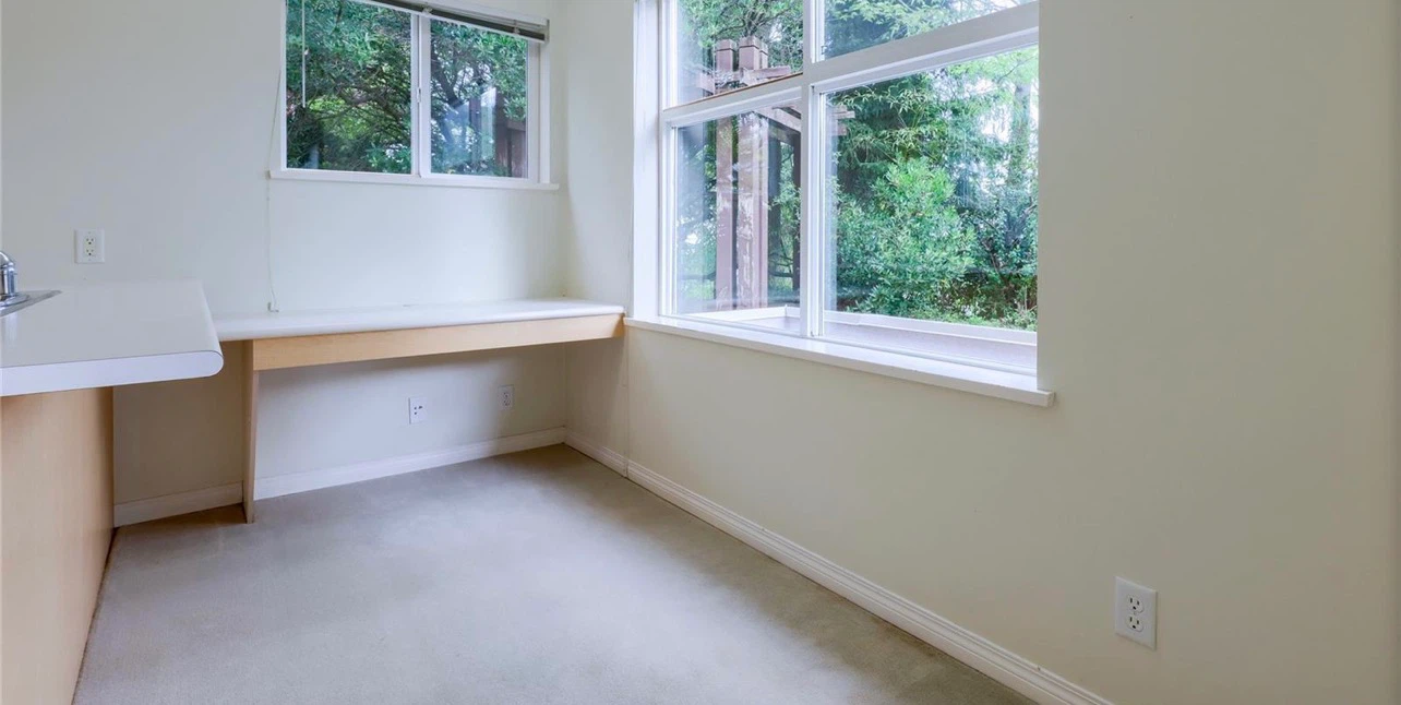 2 Bedroom 2 bathroom Apartment - UVIC - photo 3
