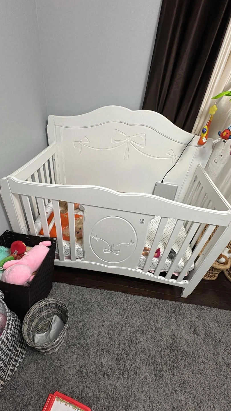 White Baby Crib with Bow Detail - photo 2