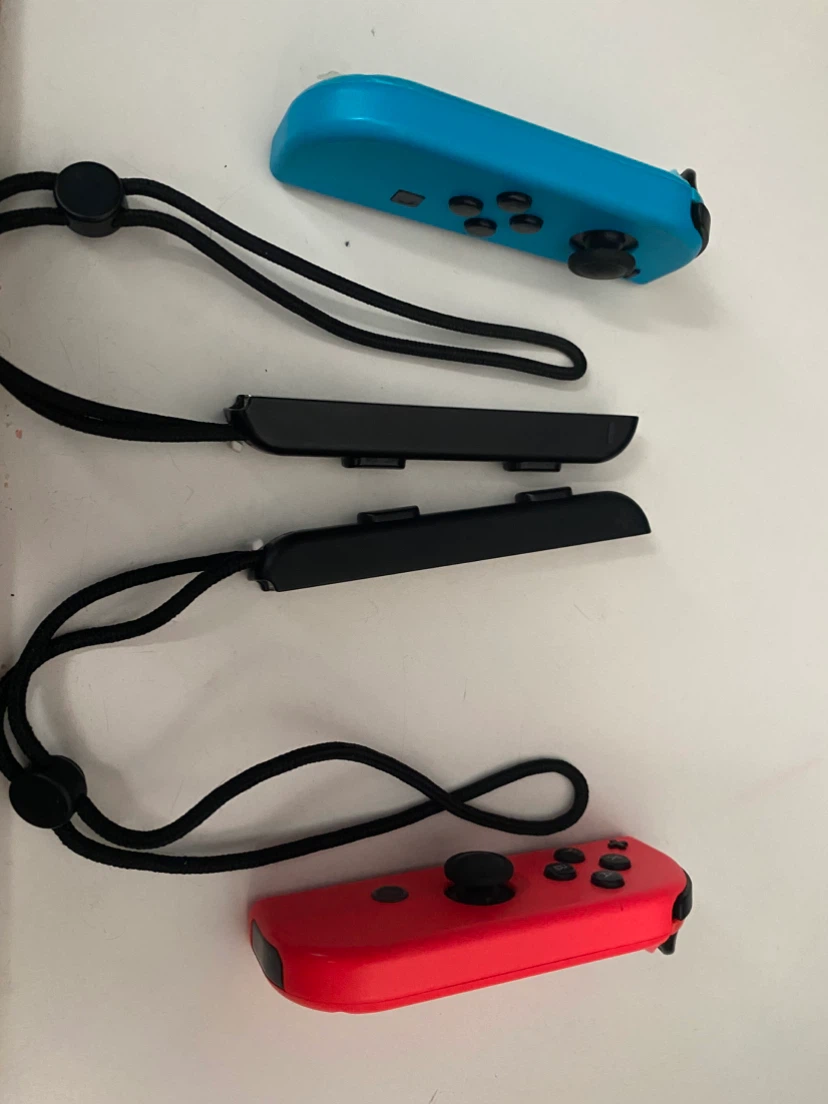 Nintendo Switch Joy-Con Controllers (Blue & Red) - photo 2