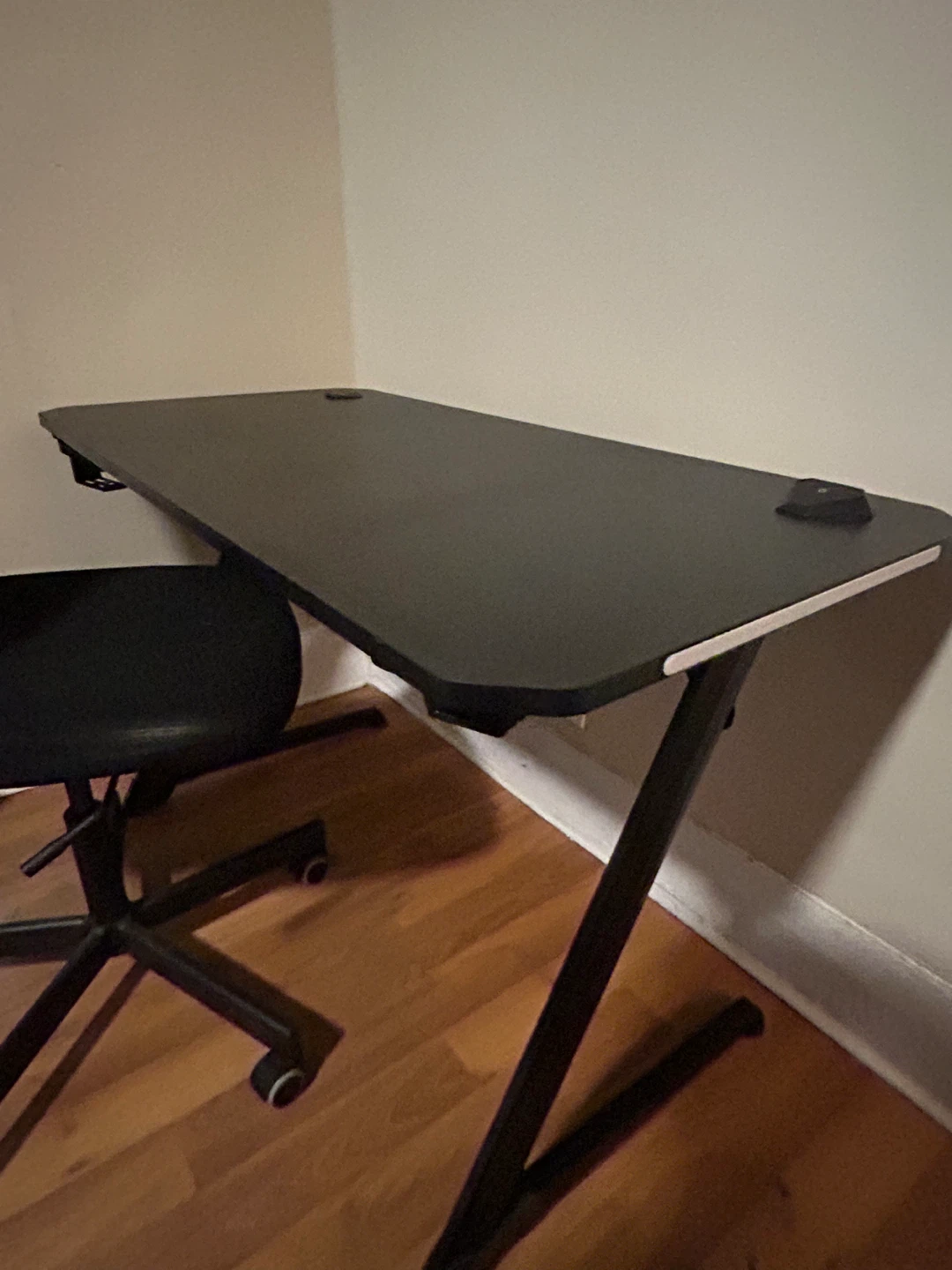 Gaming Desk with Headphone Hooks