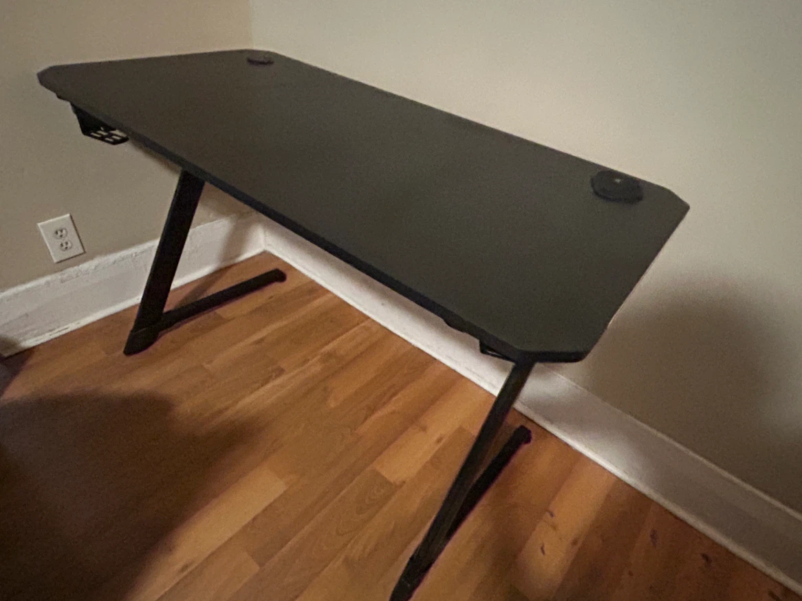 Gaming Desk with Headphone Hooks - photo 2