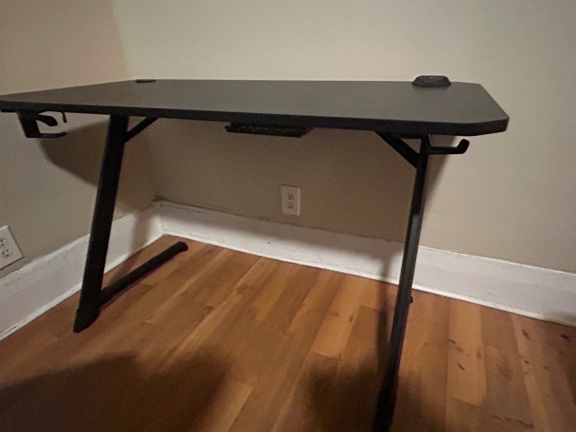 Gaming Desk with Headphone Hooks - photo 3