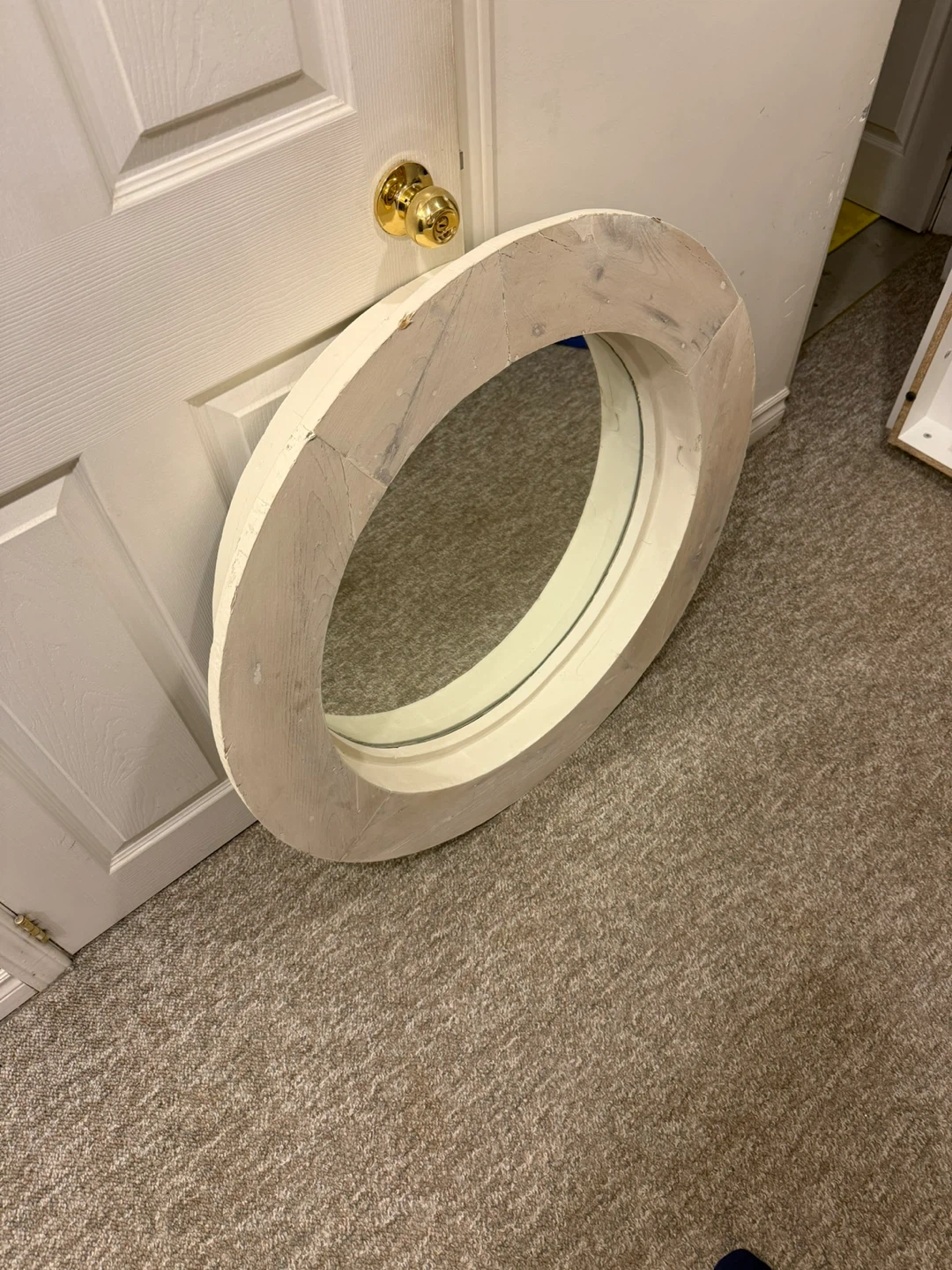 Round Porthole Style Mirror