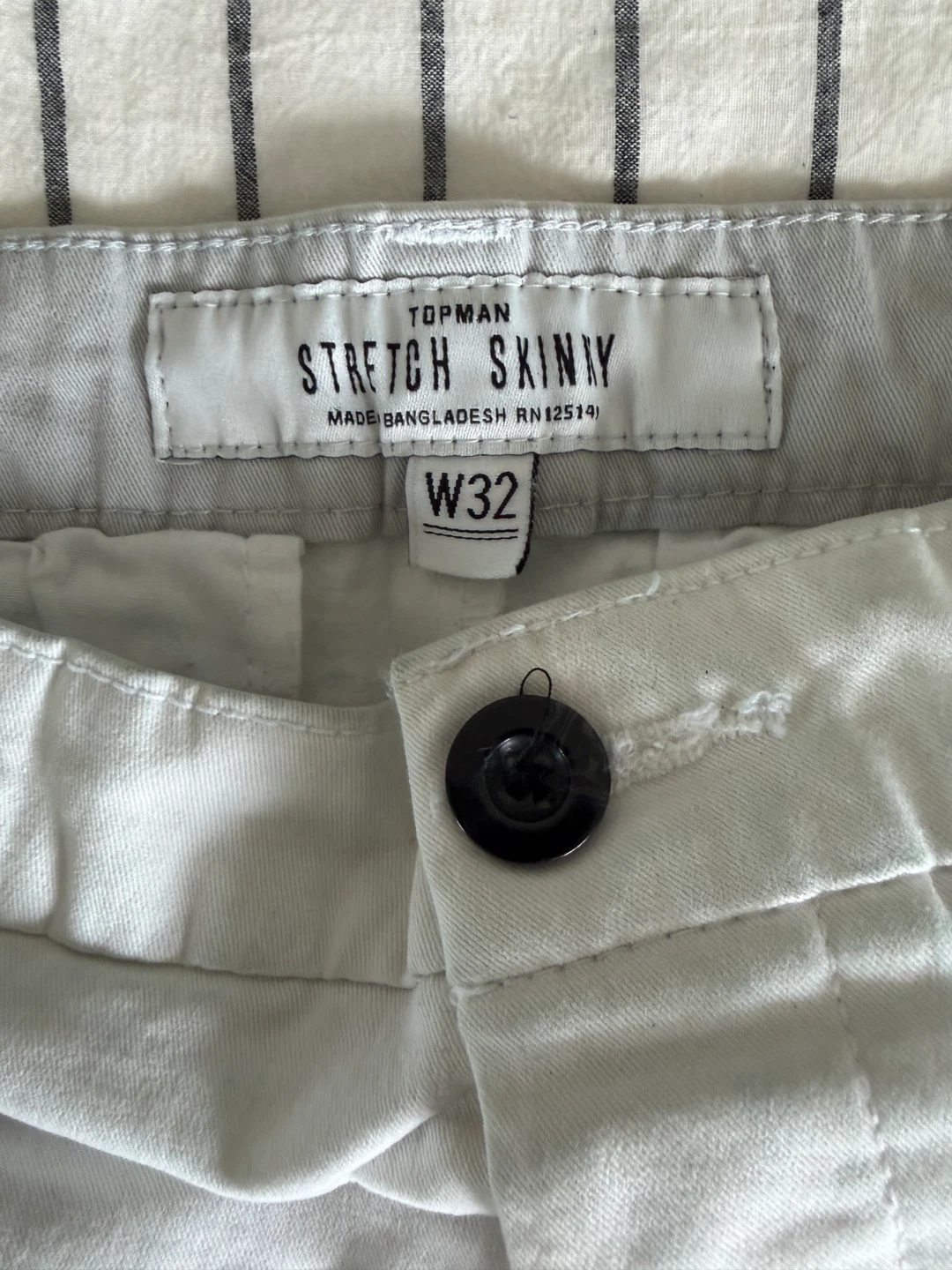 Topman Stretch Skinny Shorts W32 - photo 3