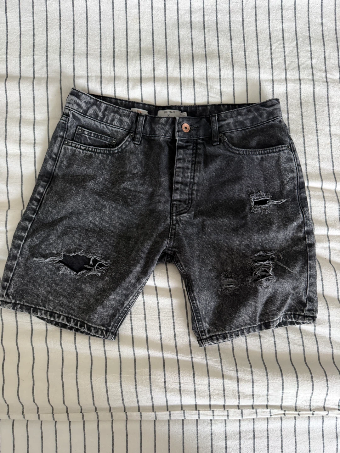 Topman Men's Grey Slim Fit Ripped Denim Shorts Size 32