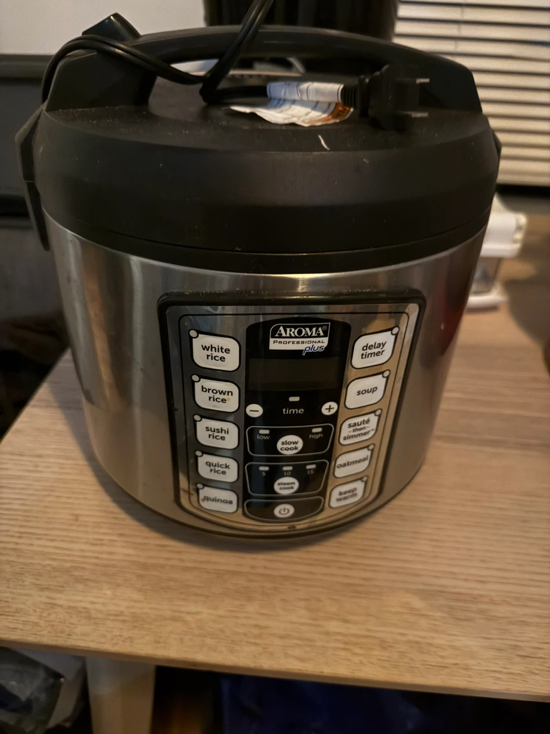 Aroma Professional Plus Rice Cooker