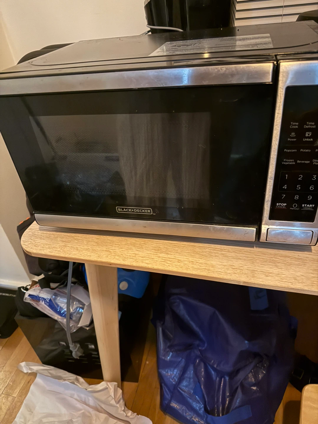 BLACK+DECKER Microwave Oven